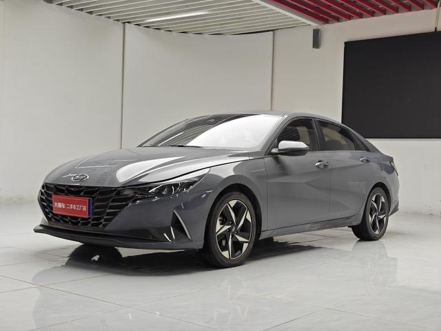 2022 Hyundai Elantra 1.5L CVT LUX Premium Edition